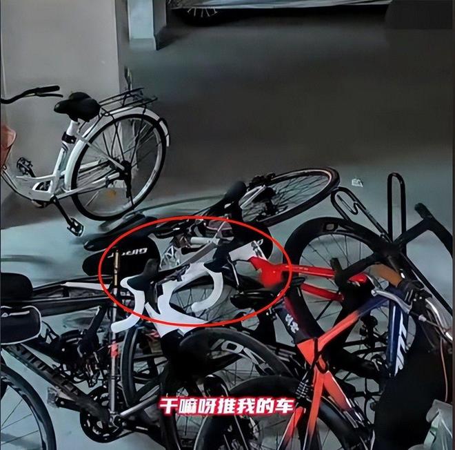 ：已立案车损报价比电车贵女子回应太霸道AG真人游戏第一品牌女子推倒自行车后续(图3)